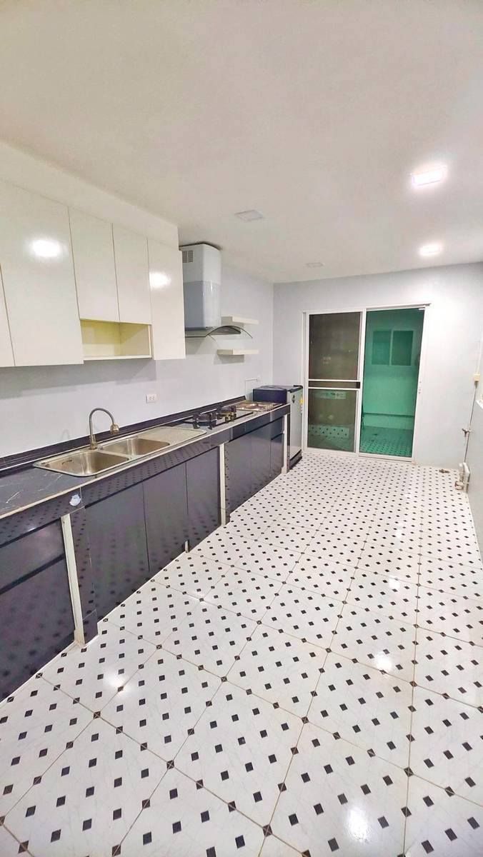 uploads/3efcf3ff-14c0-49cd-a97d-c18a86e0c28f/a7072a57-dc96-4a34-898c-15eb4a01341e