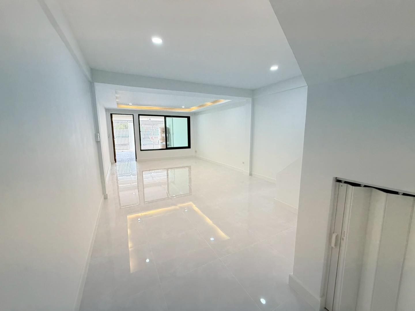 2 ห้องนอน ทาวน์เฮาส์ สำหรับขาย ใน ลาดพร้าว, ลาดพร้าว, กรุงเทพมหานคร - Image 50