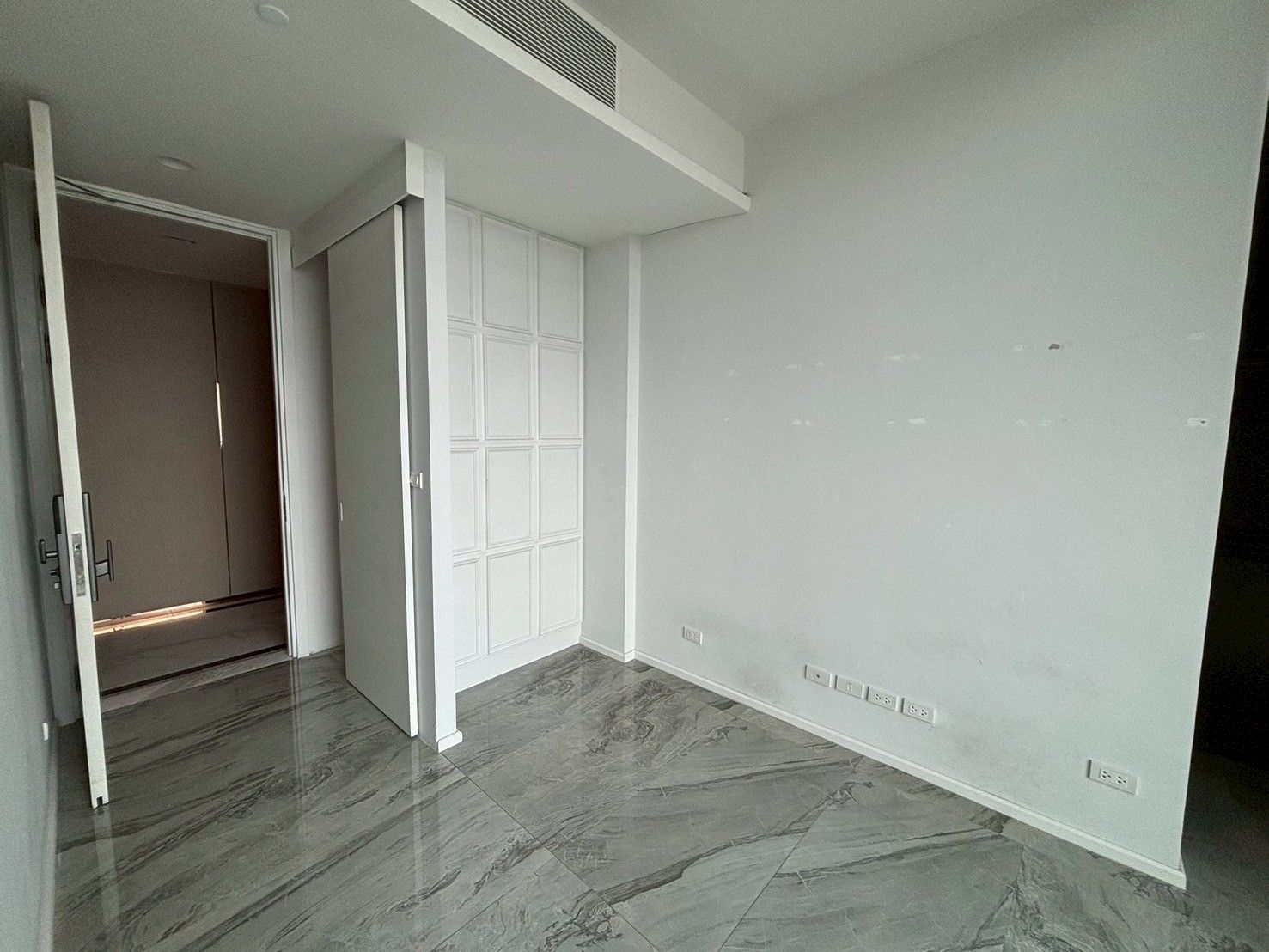 1 卧室 公寓 出售 在  - Image 5