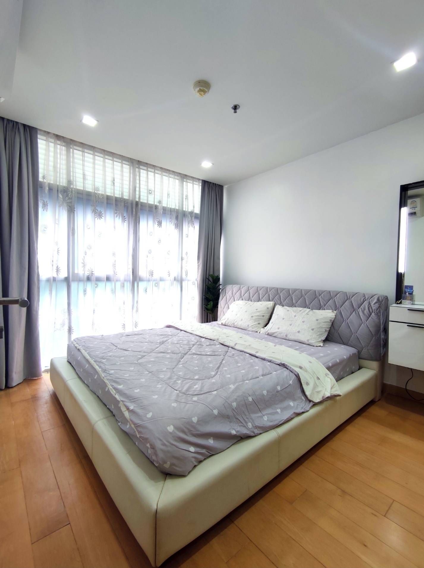 2 Bedroom Condo For Rent in Maha Phruettharam, Bang Rak, Bangkok - Image 13