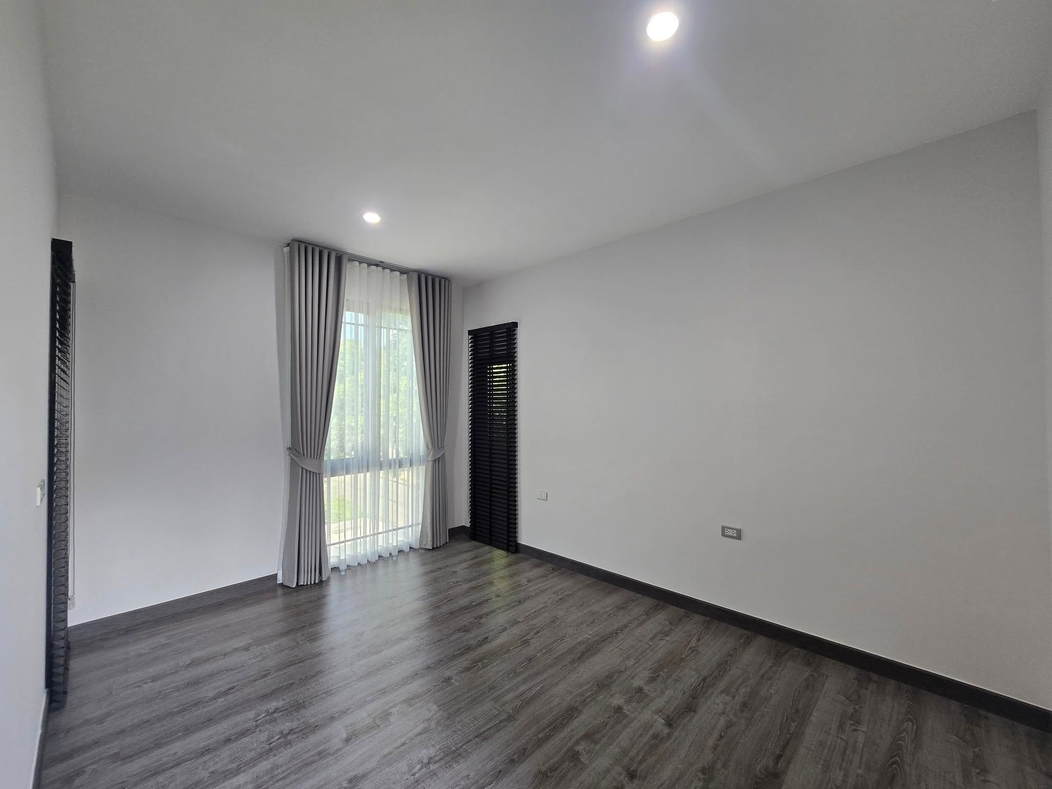 Baan Klang Muang CLASSE Sukhumvit 77 - Image 5