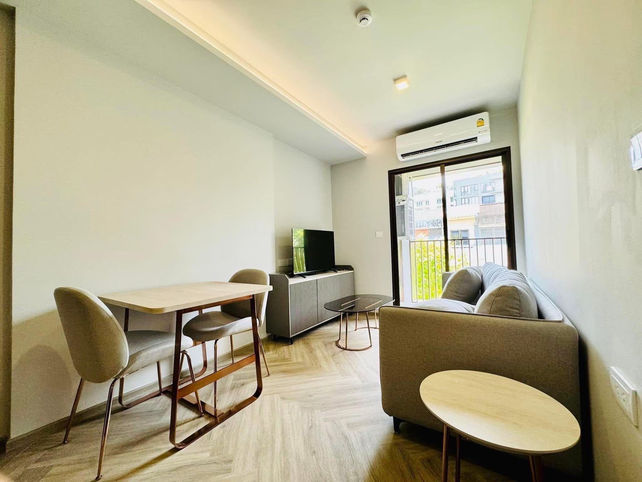 แชปเตอร์ ทองหล่อ 25 - Image 1