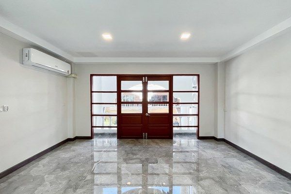 uploads/3efcf3ff-14c0-49cd-a97d-c18a86e0c28f/adc55cb7-2d54-4fe0-9166-23b77b9cdc44