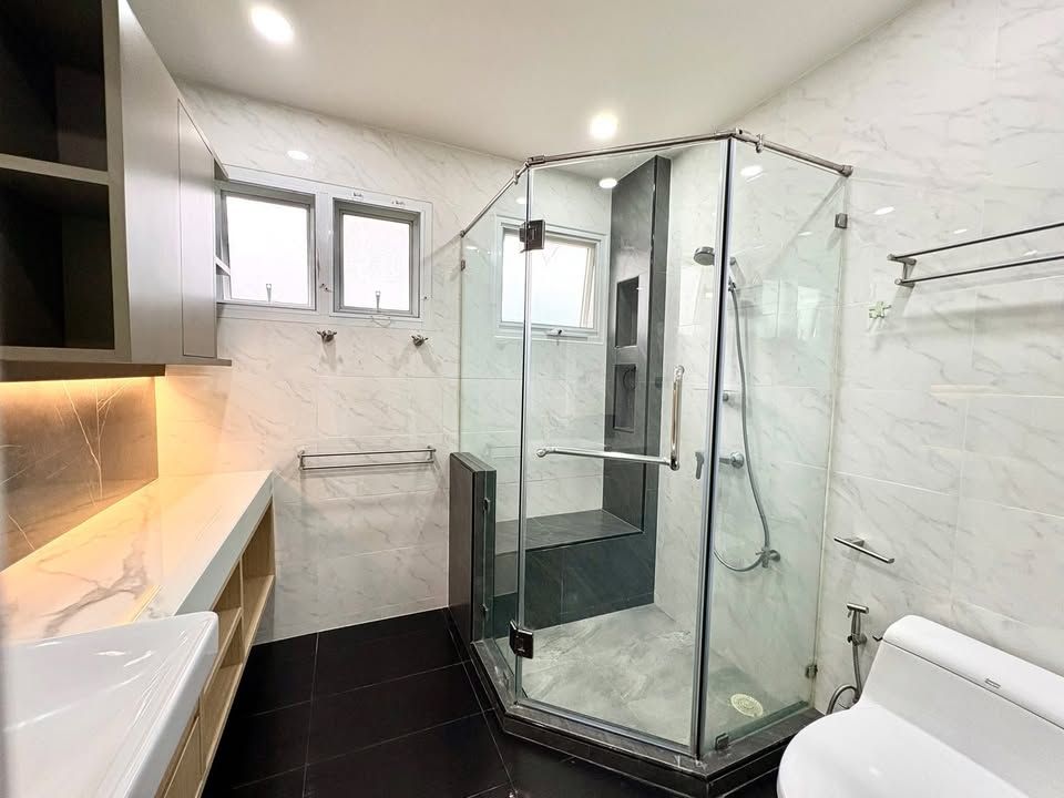 uploads/3efcf3ff-14c0-49cd-a97d-c18a86e0c28f/afd4edc9-2c36-4a4d-9783-5c366ae9e3a9