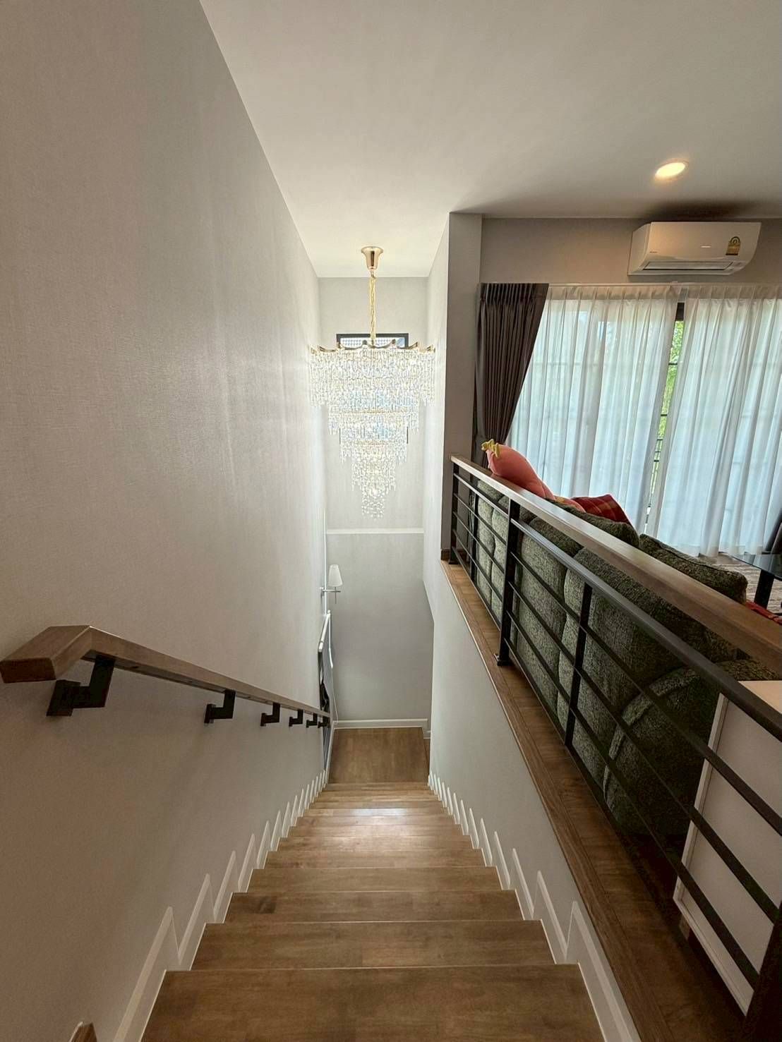 uploads/3efcf3ff-14c0-49cd-a97d-c18a86e0c28f/b0e5f1e8-c392-4c25-8e43-484791460403