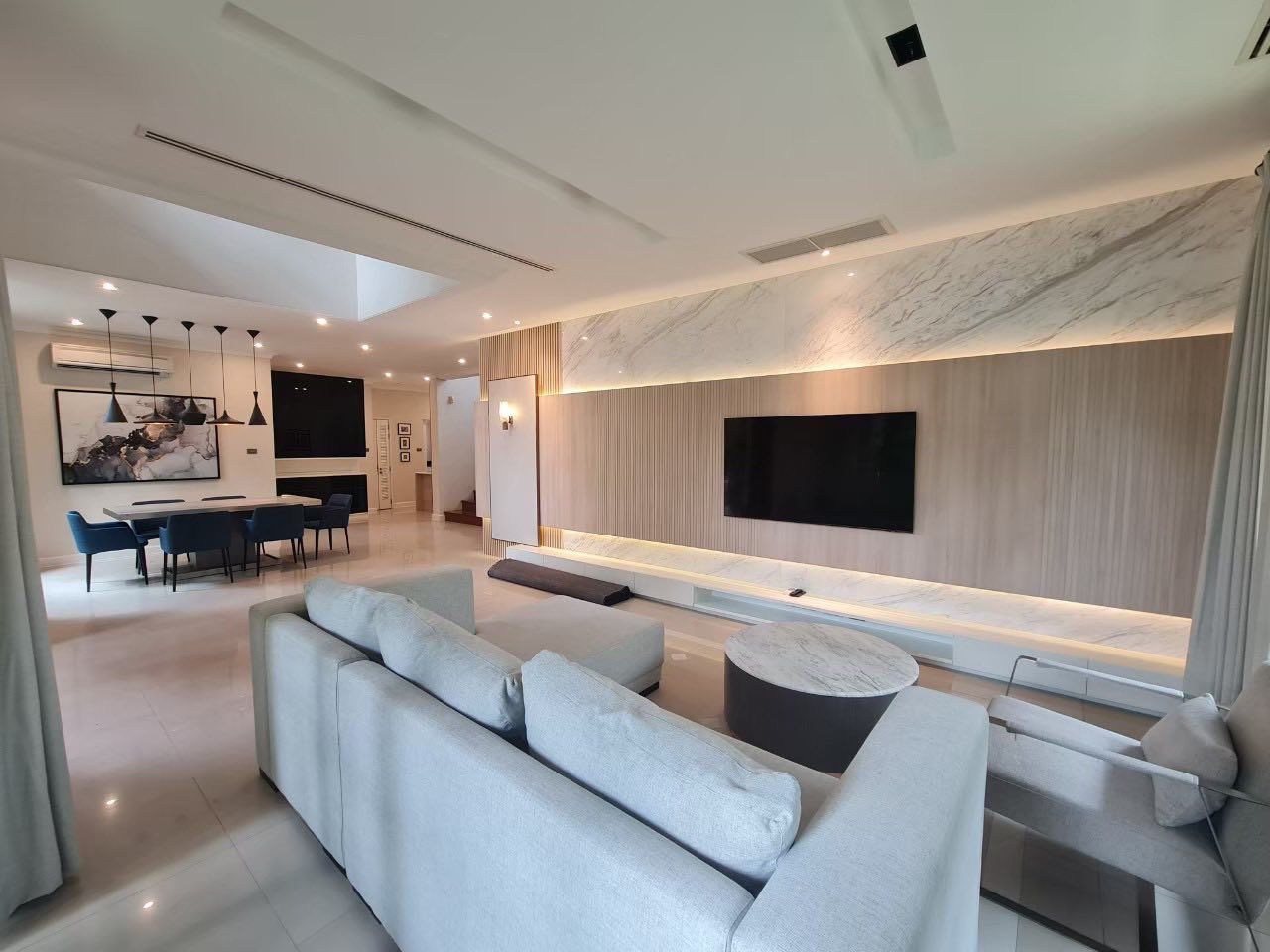 Narasiri Phatthanakan-Srinakarin - Image 2