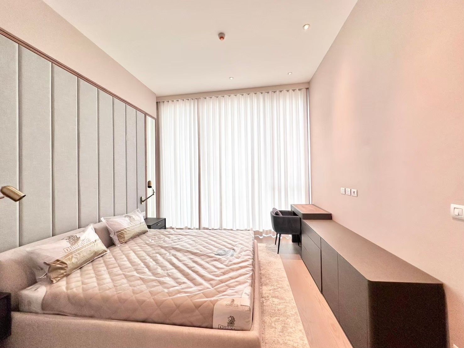 1 卧室 公寓 出租 在  - Image 11