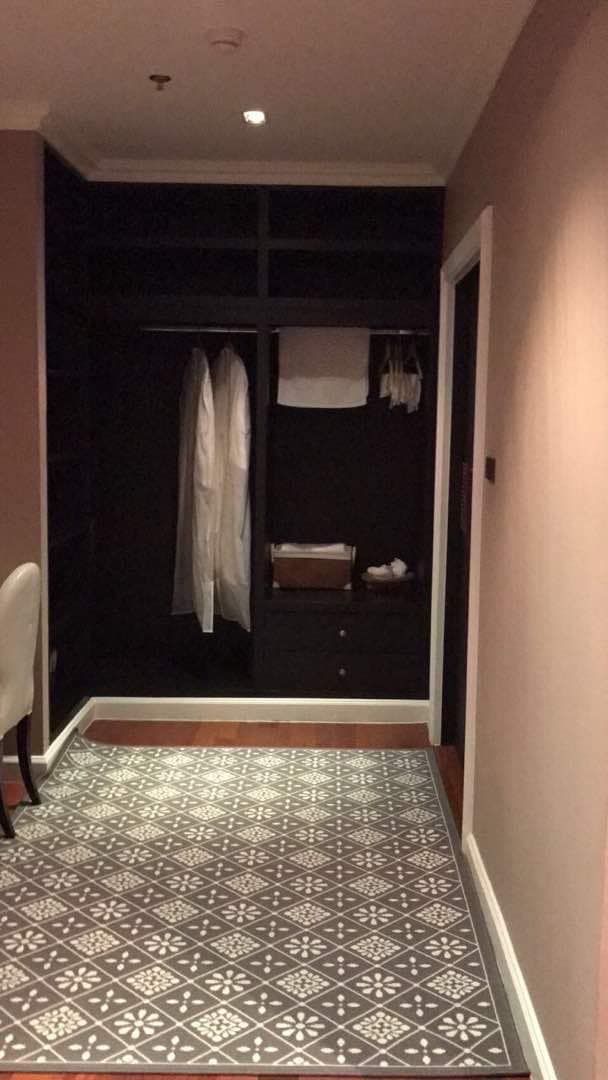 4 卧室 公寓 出售 在  - Image 6