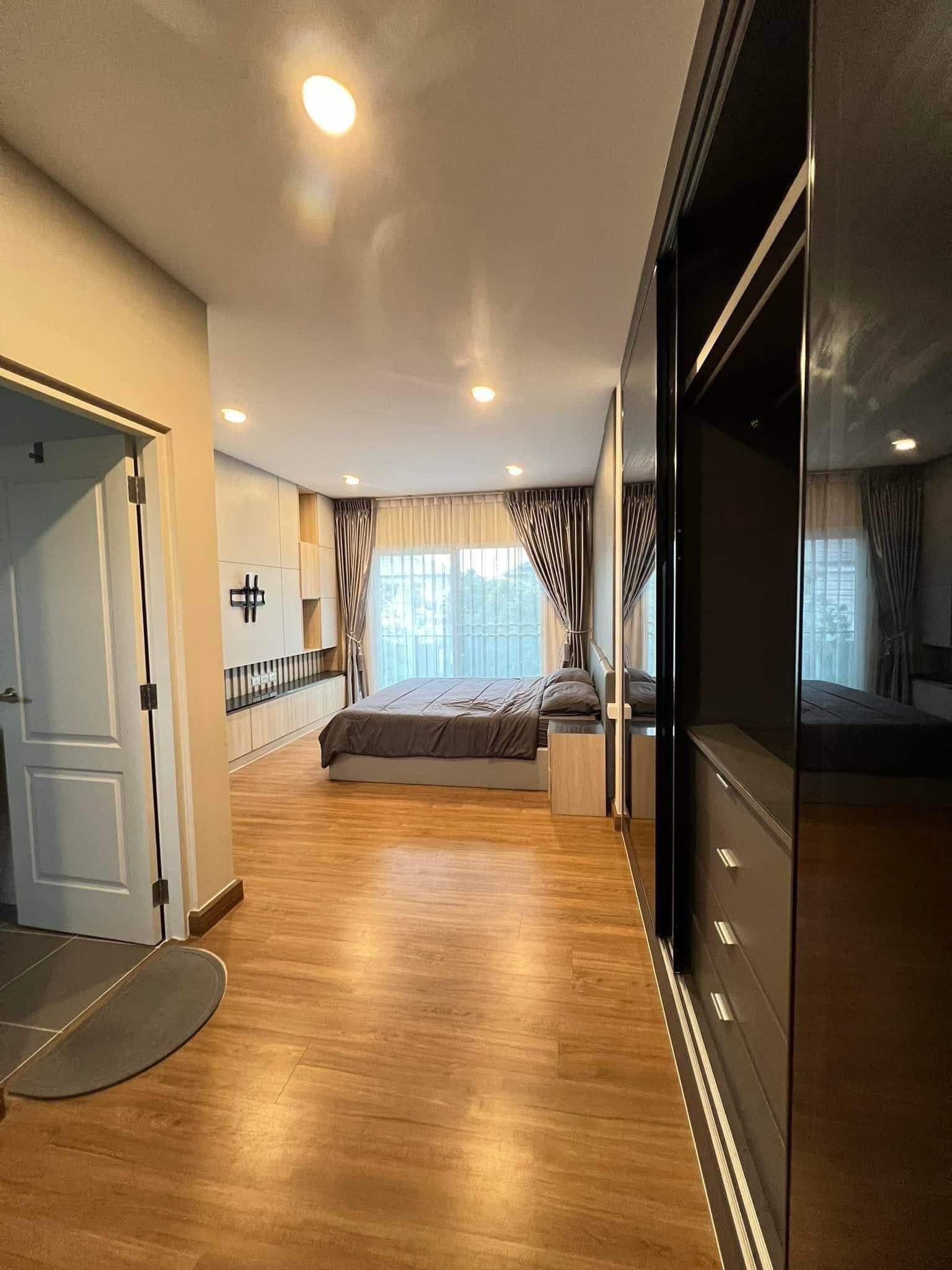 4 卧室 独立房屋 出租 在  - Image 7