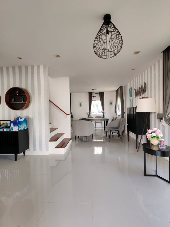 3 Bedroom House For Sale in Phraeksa, Mueang Samut Prakan, Samut Prakan - Image 4