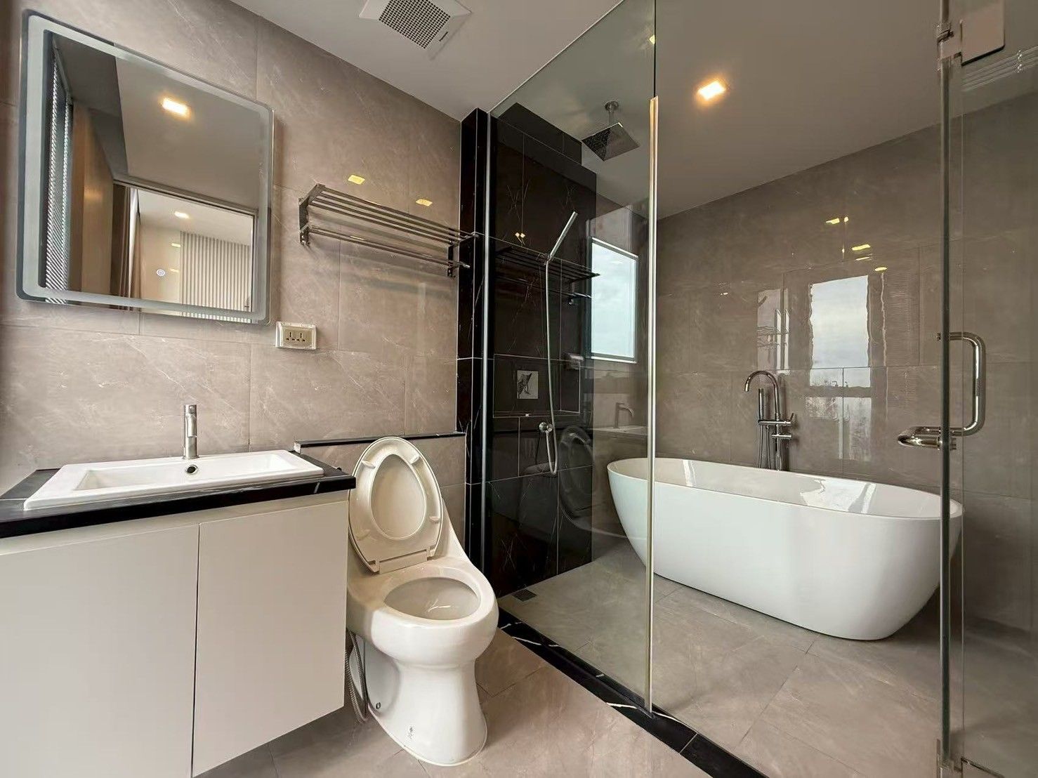 uploads/3efcf3ff-14c0-49cd-a97d-c18a86e0c28f/b45a5534-23e3-41a8-be28-0cb52bece48b