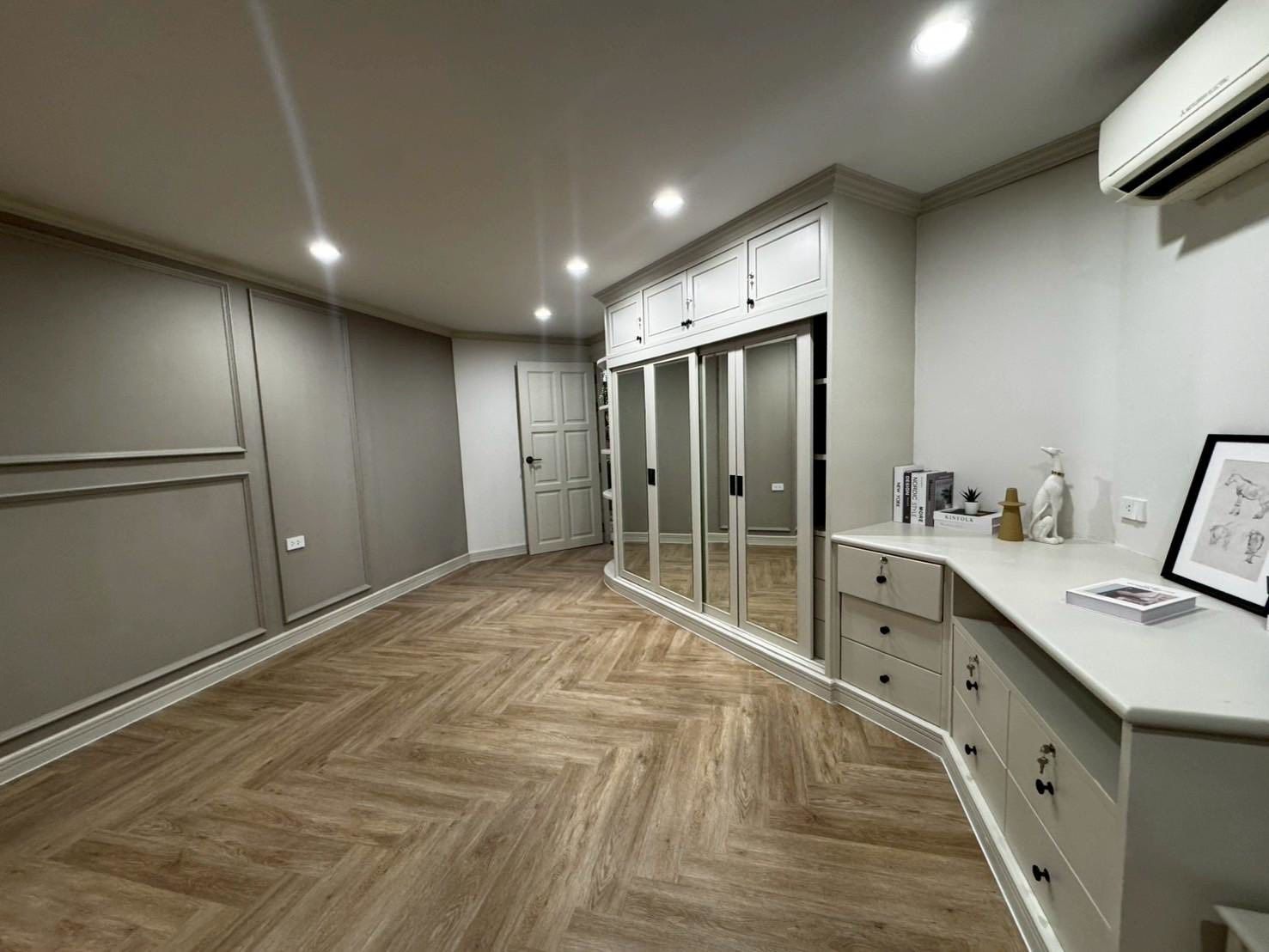 3 卧室 公寓 出售 在  - Image 9