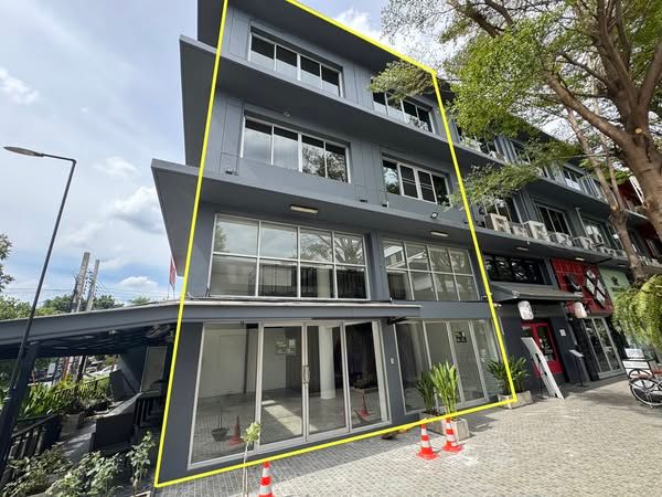  Building For Rent in Wang Thonglang, Wang Thonglang, Bangkok - Image 1