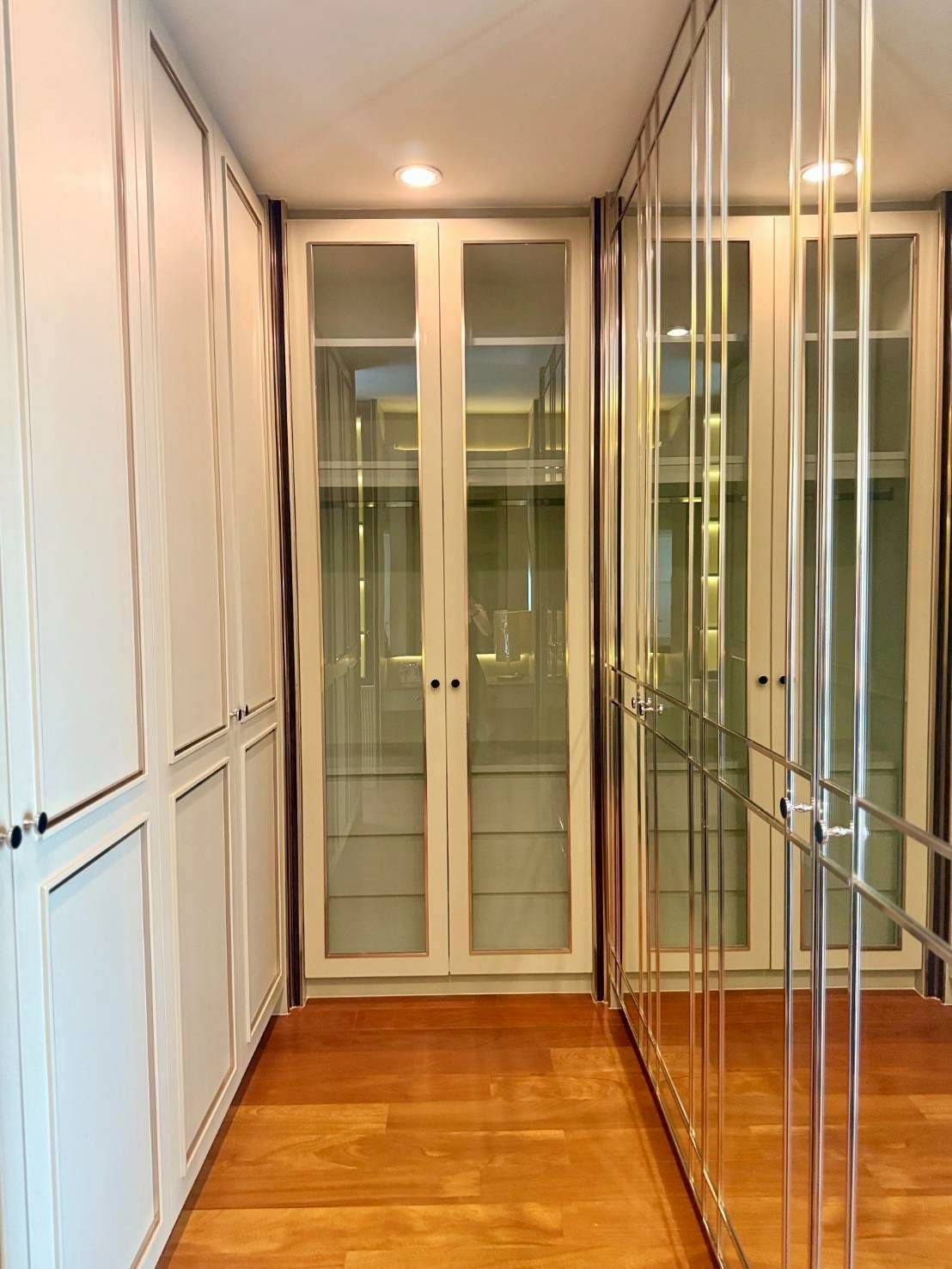 Blue Lagoon 2 - Image 13