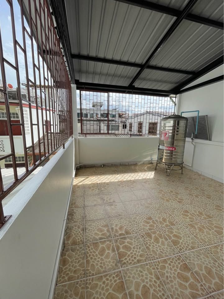  Building For Rent in Rong Mueang, Pathum Wan, Bangkok - Image 6