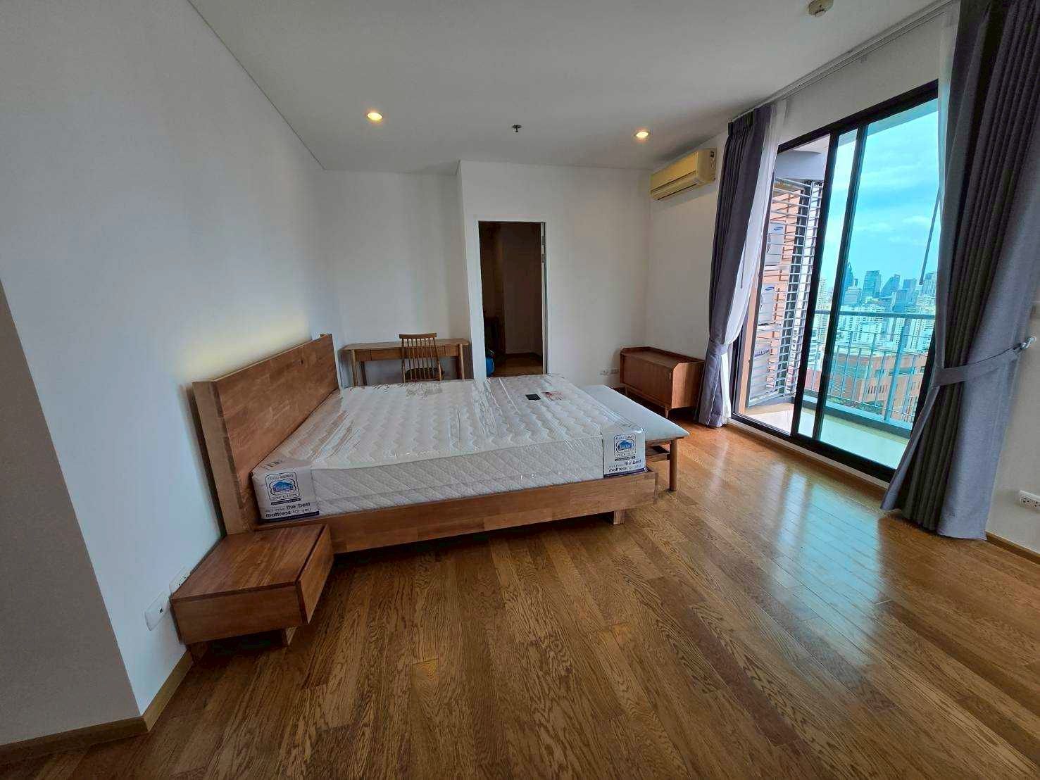 Villa Asoke Condominium - Image 4