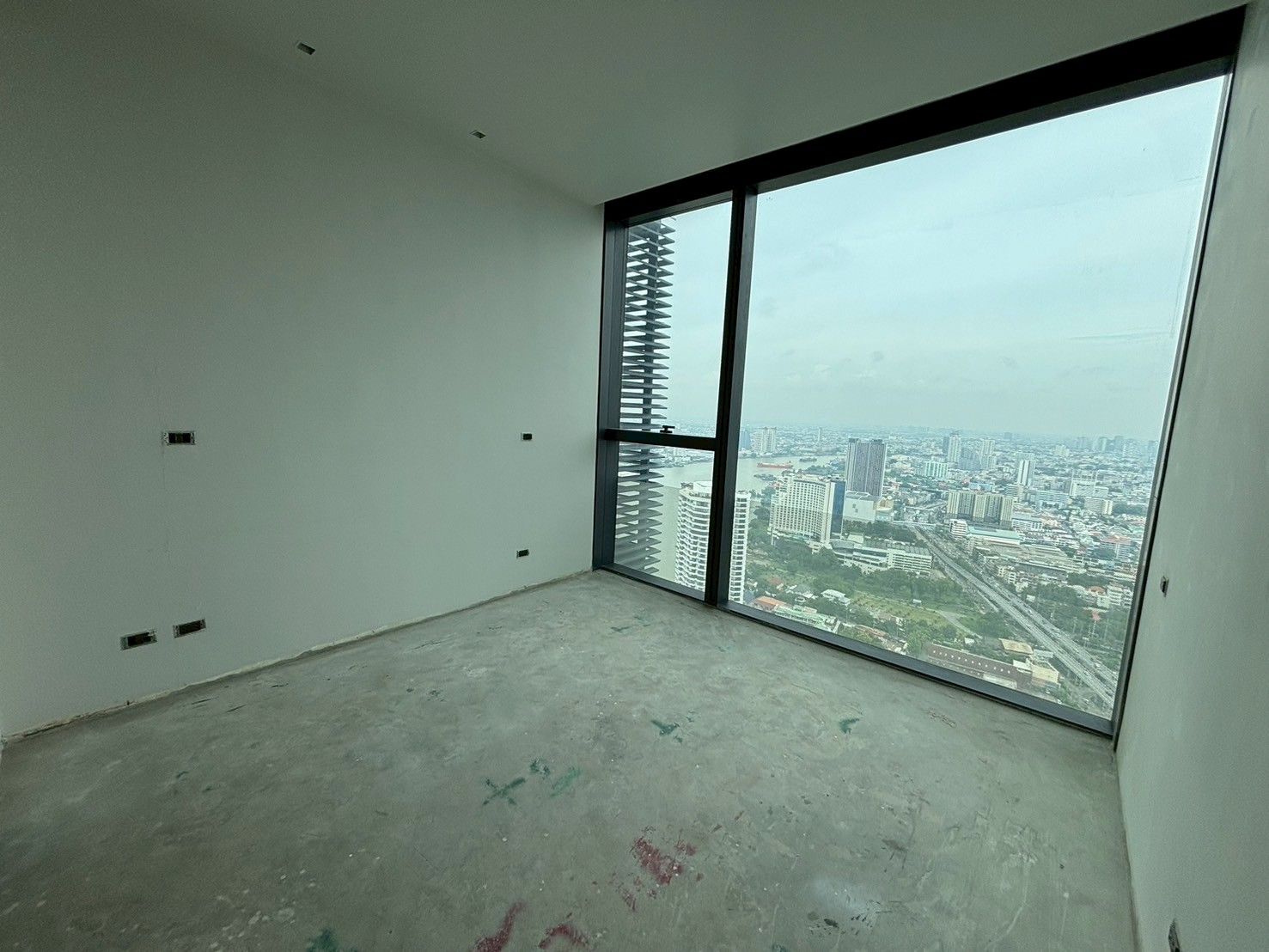 4 卧室 公寓 出售 在  - Image 27