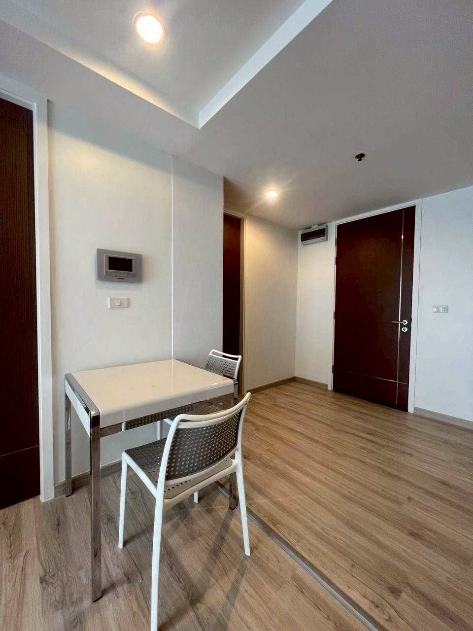 15 สุขุมวิท เรสซิเด็นท์ - Image 4