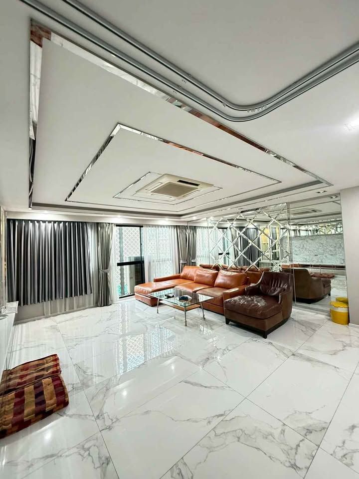 Jade Sathon-Rama3 - Image 1