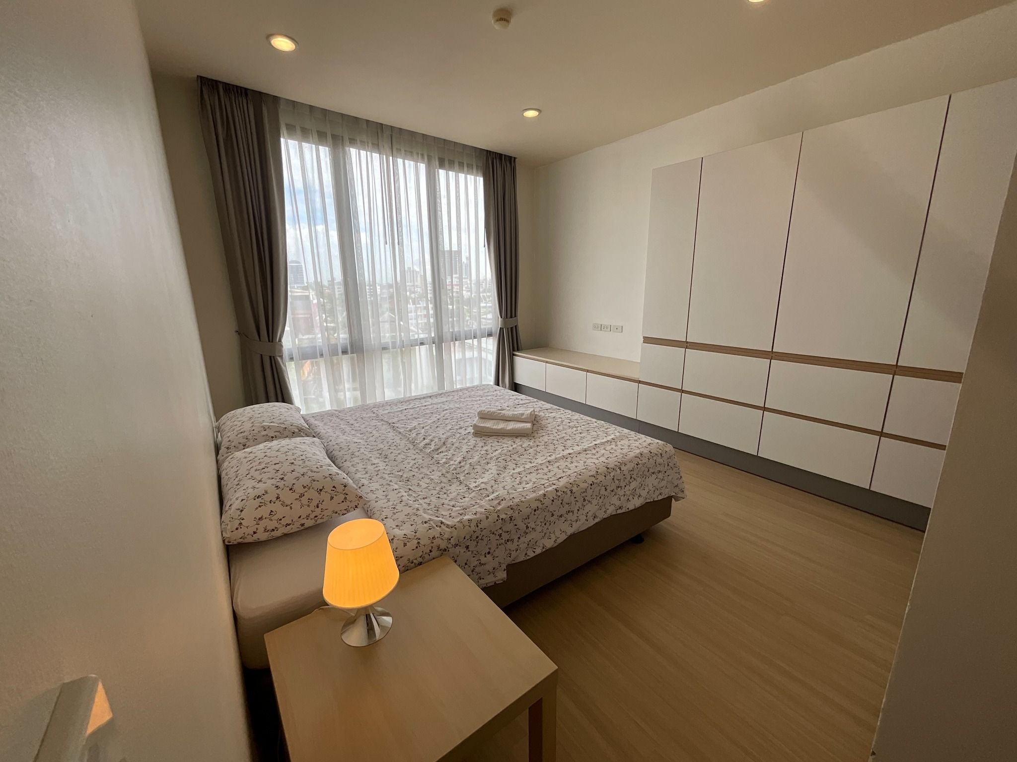 2 卧室 公寓 出租 在  - Image 7