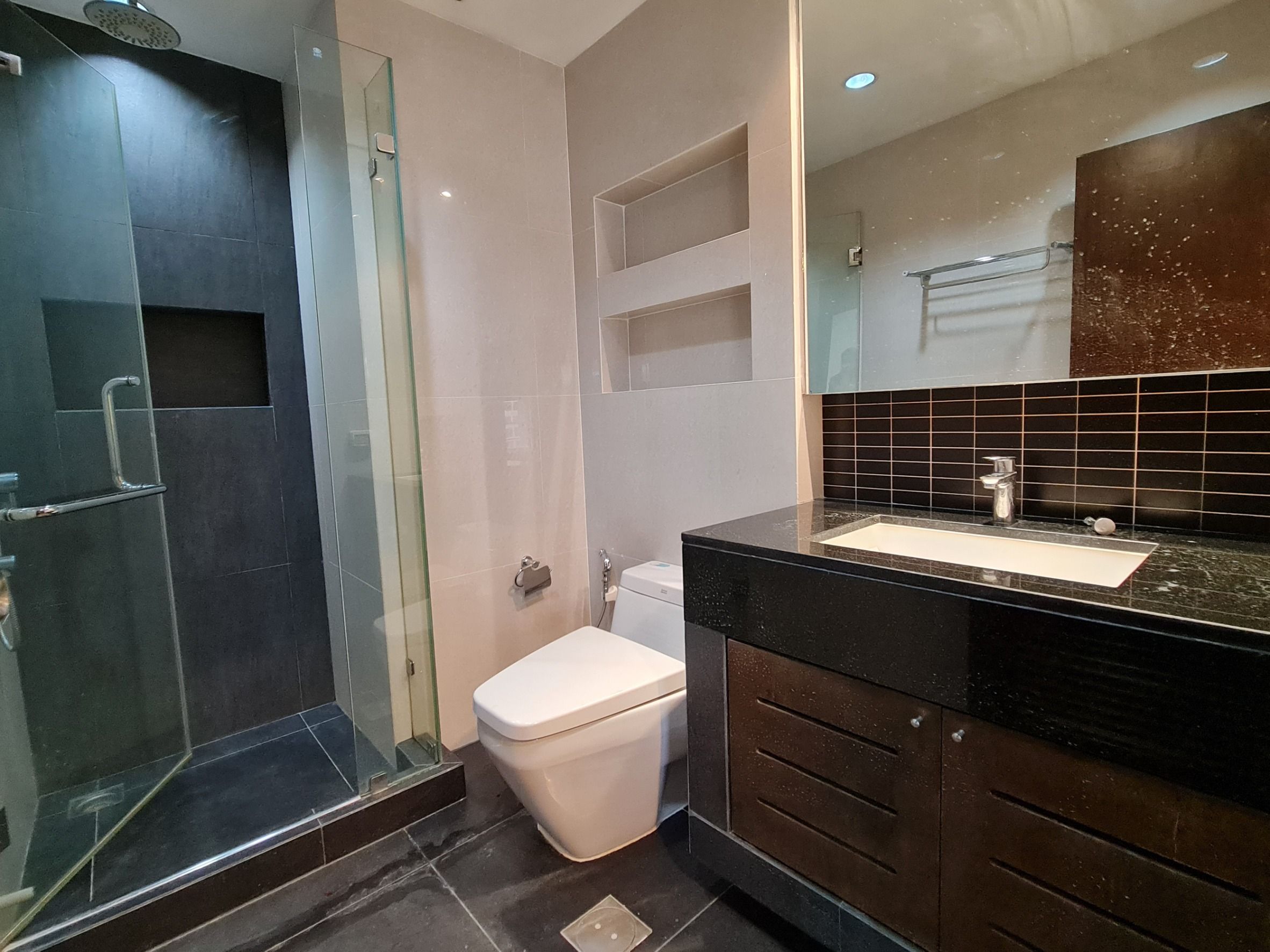 uploads/3efcf3ff-14c0-49cd-a97d-c18a86e0c28f/c1a6783d-6cd4-4a53-bfb7-673ded085155