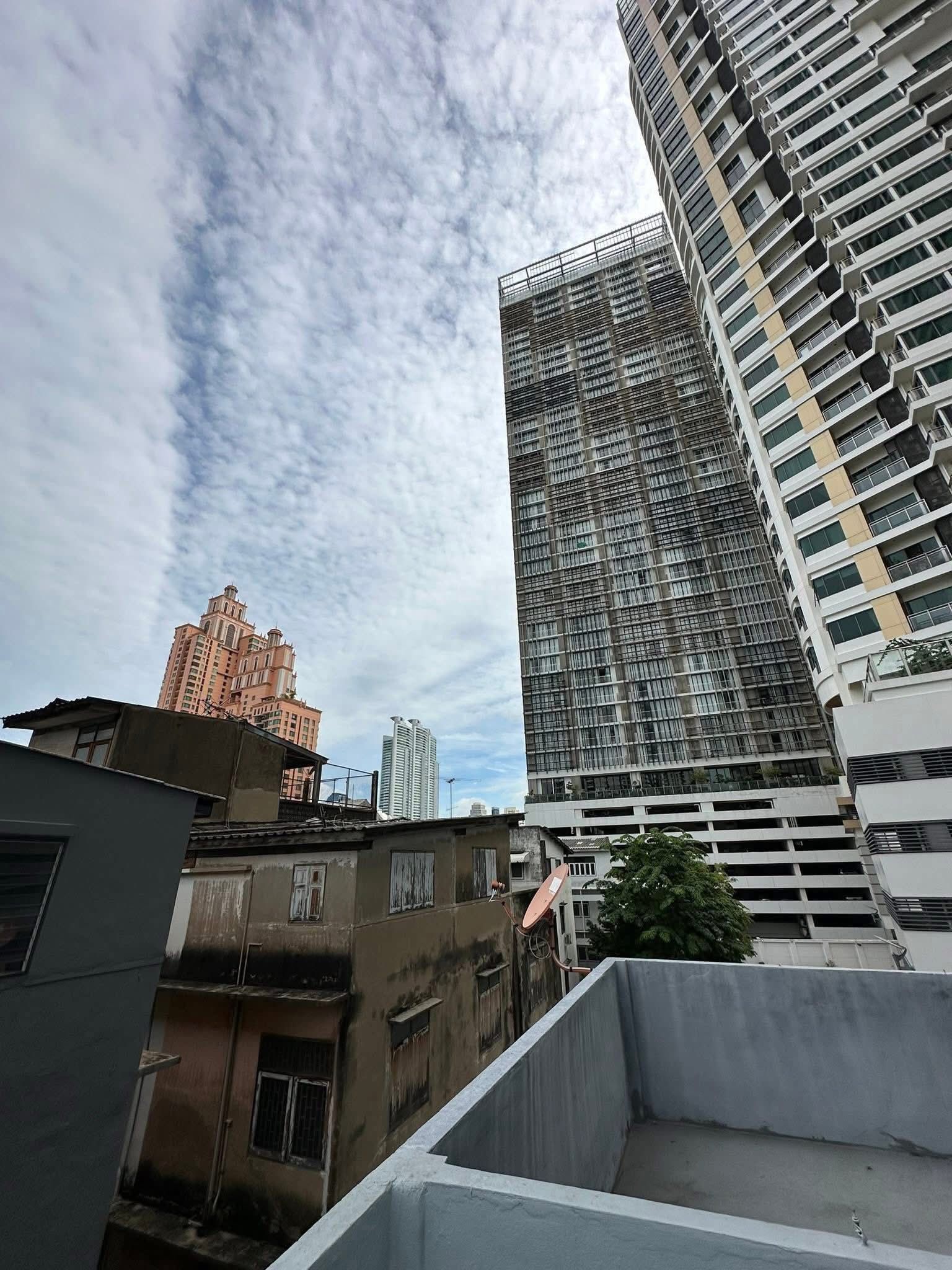 4 卧室 联排别墅 出租 在  - Image 22