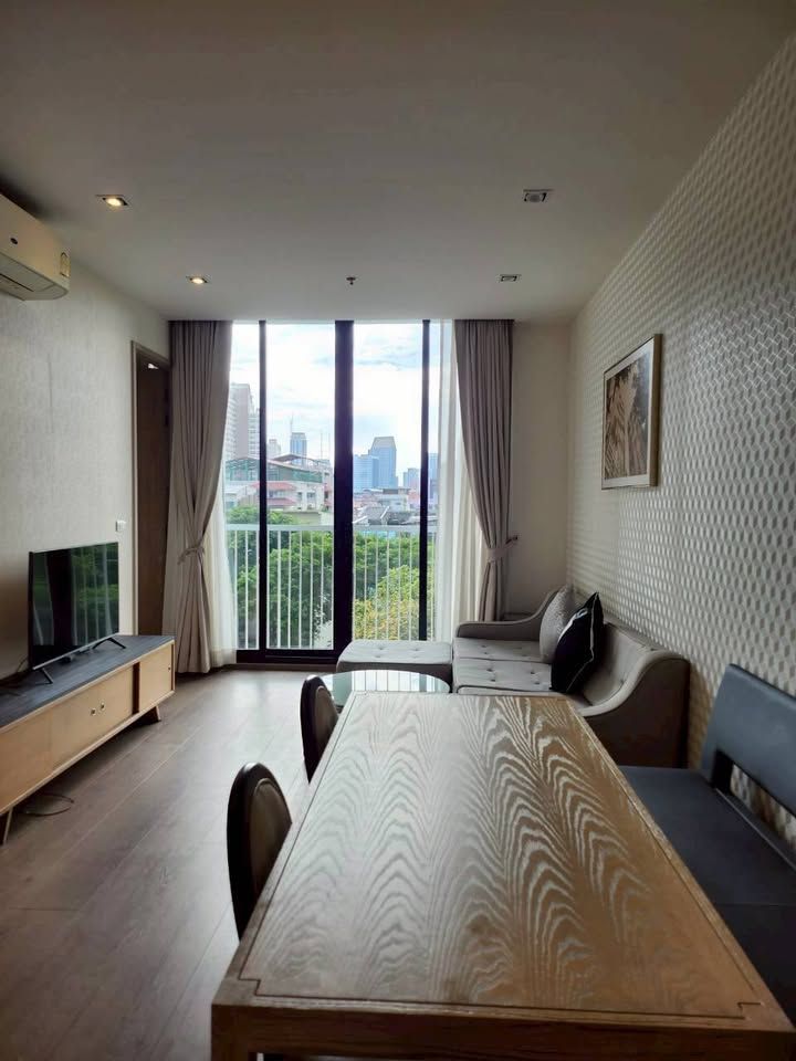 Park Origin Phrom Phong - Image 1