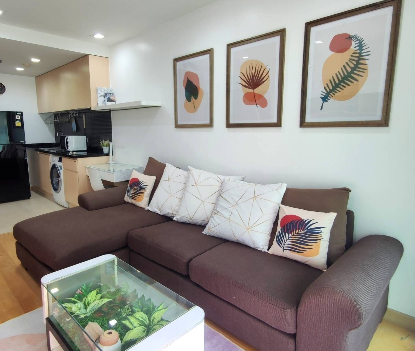2 Bedroom Condo For Rent in Maha Phruettharam, Bang Rak, Bangkok - Image 2