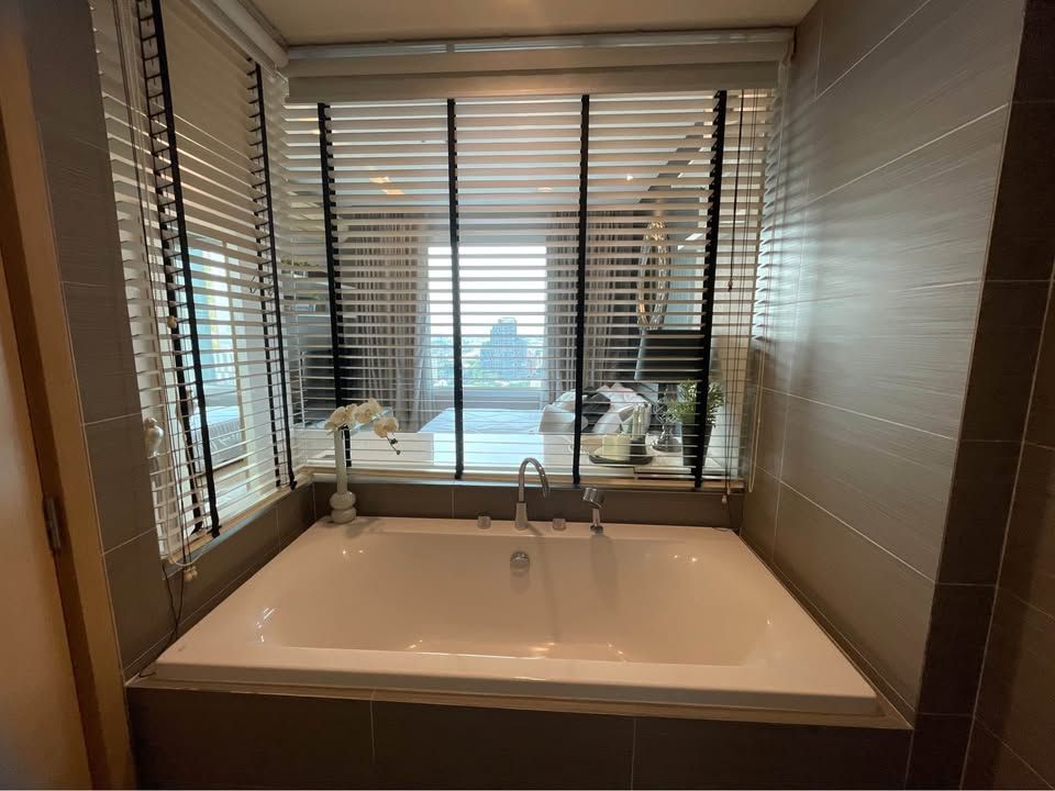 Siri at Sukhumvit - Image 11