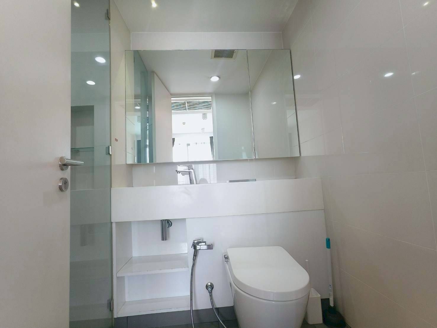 2 卧室 公寓 出租 在  - Image 12