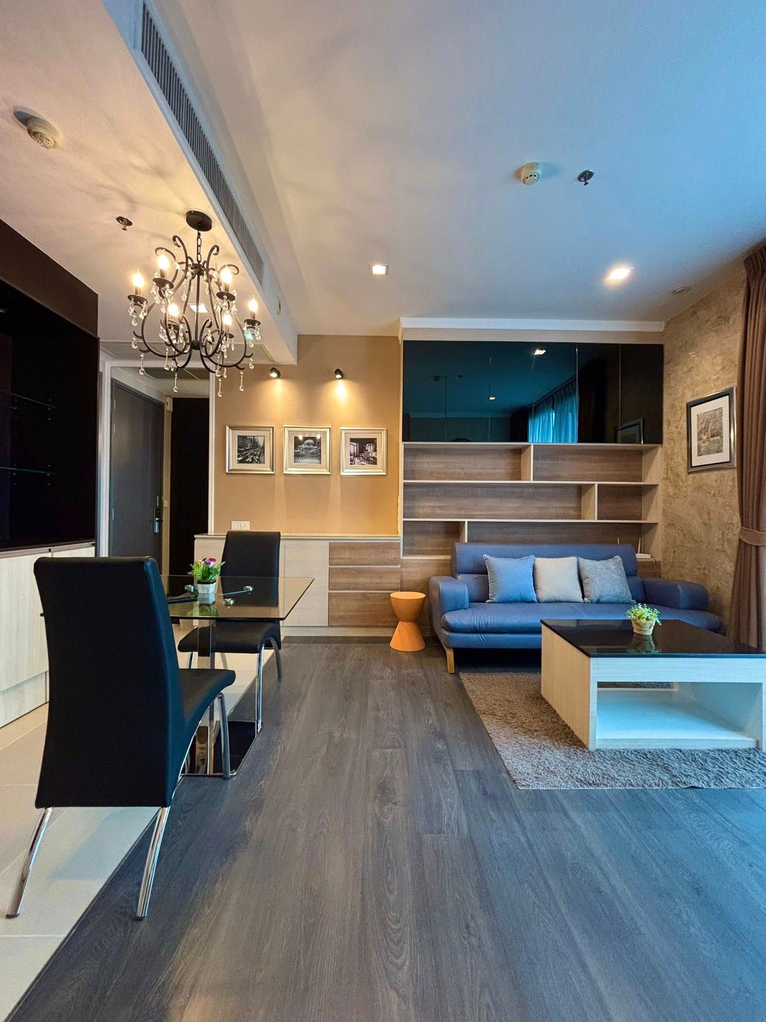 1 卧室 公寓 出租 在  - Image 4