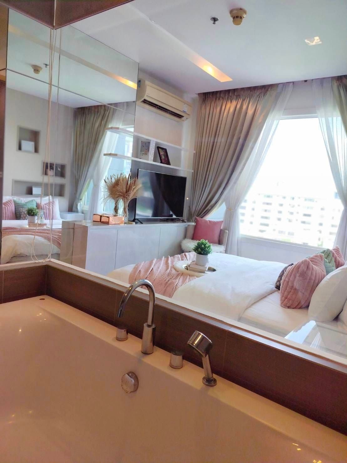 Siri at Sukhumvit - Image 23