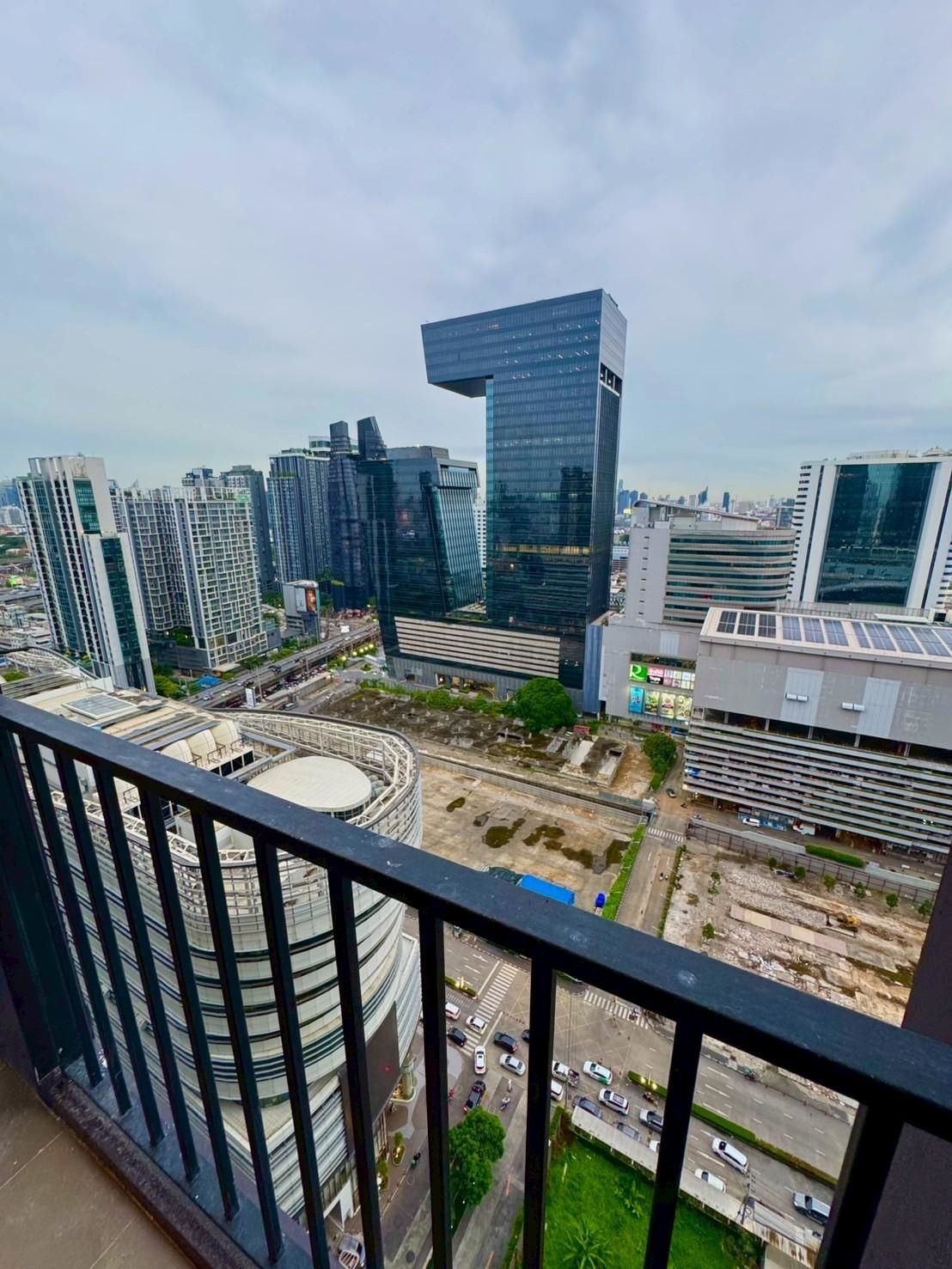 นิว ดิสทริค อาร์9 - Image 9