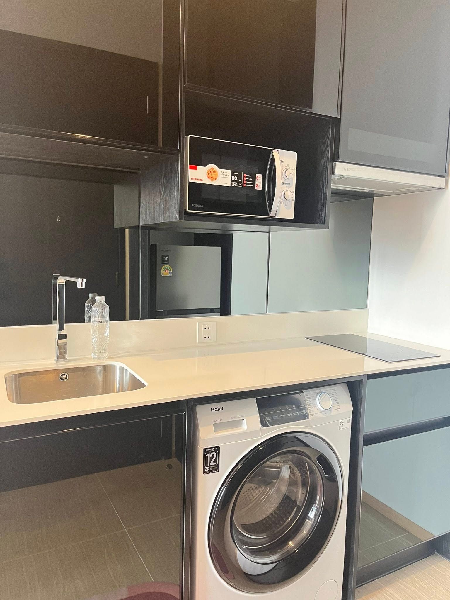 Noble Around Ari - Image 12