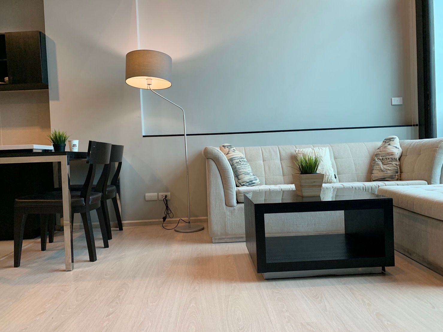 1 卧室 公寓 出租 在  - Image 3