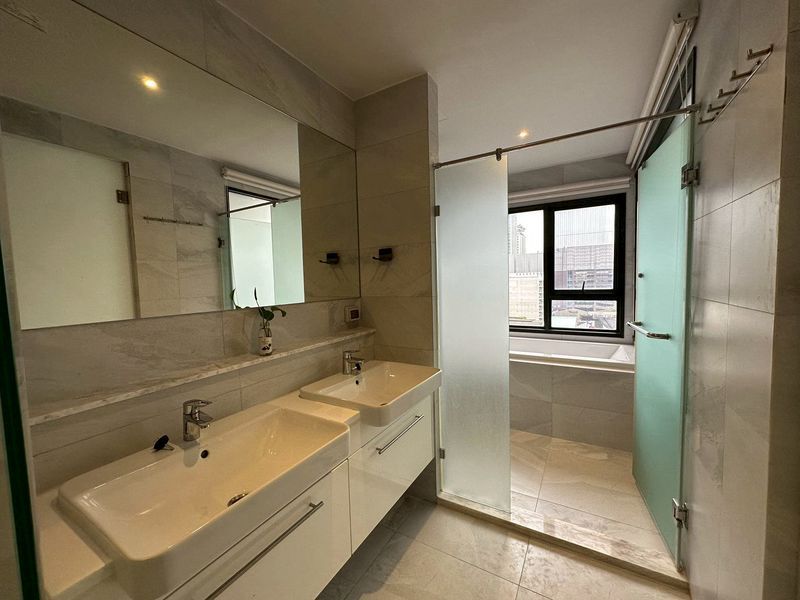 ริทึ่ม เอกมัย - Image 5