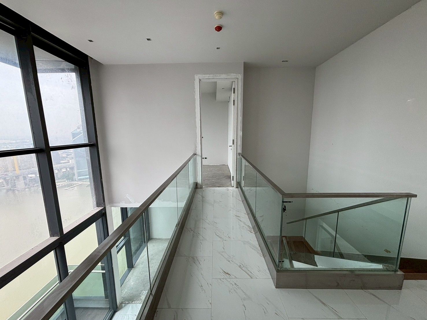 4 卧室 公寓 出售 在  - Image 32