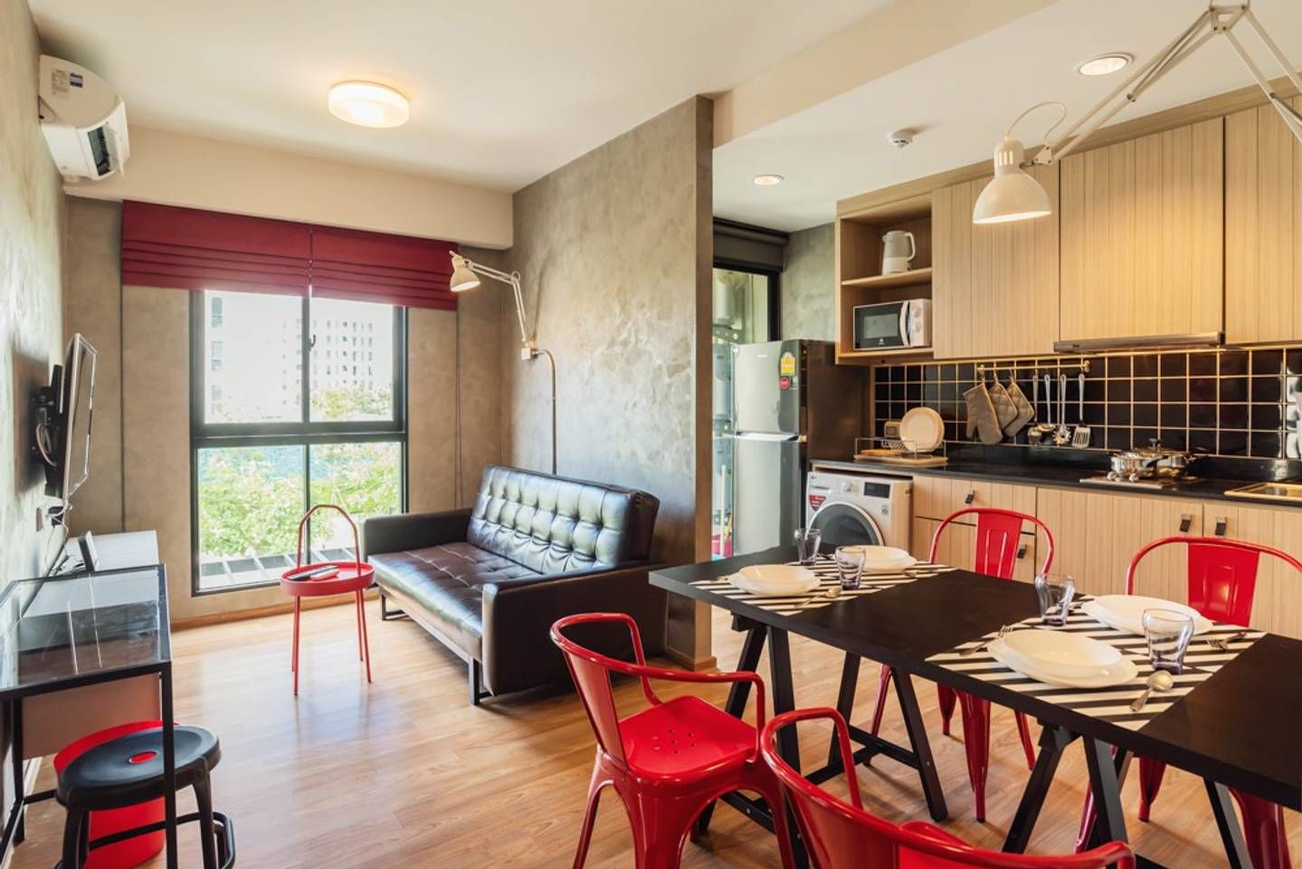 2 Bedroom Condo For Sale in Samrong Nuea, Mueang Samut Prakan, Samut Prakan - Image 1