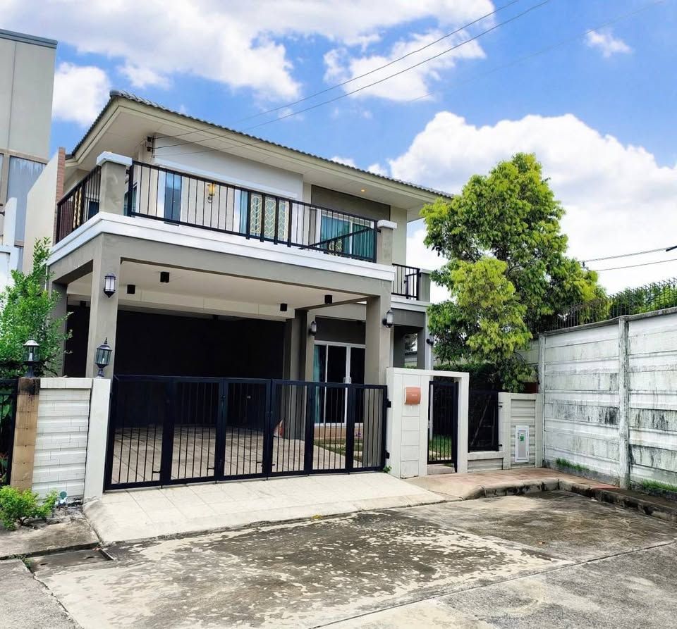 Passorn Prestige Pattanakarn - Image 2