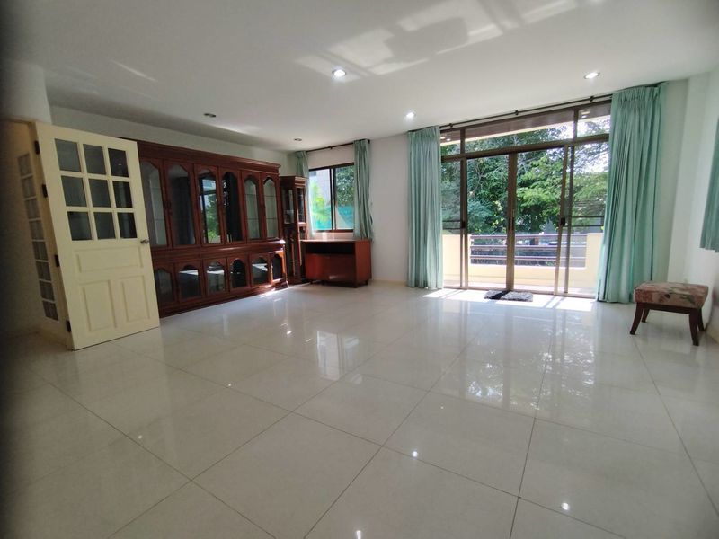 uploads/3efcf3ff-14c0-49cd-a97d-c18a86e0c28f/d46e09fb-8c34-4ade-b4da-90a3928418d8