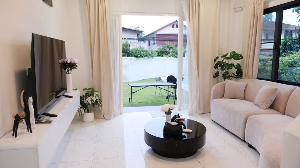 5 Bedroom House For Rent in Bang Na, Bang Na, Bangkok - Image 3
