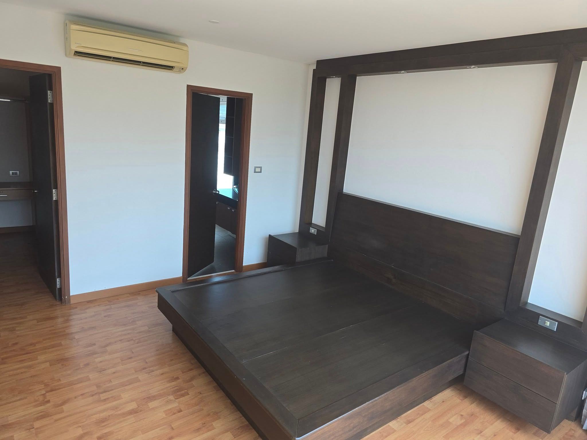 3 卧室 公寓 出售 在  - Image 17