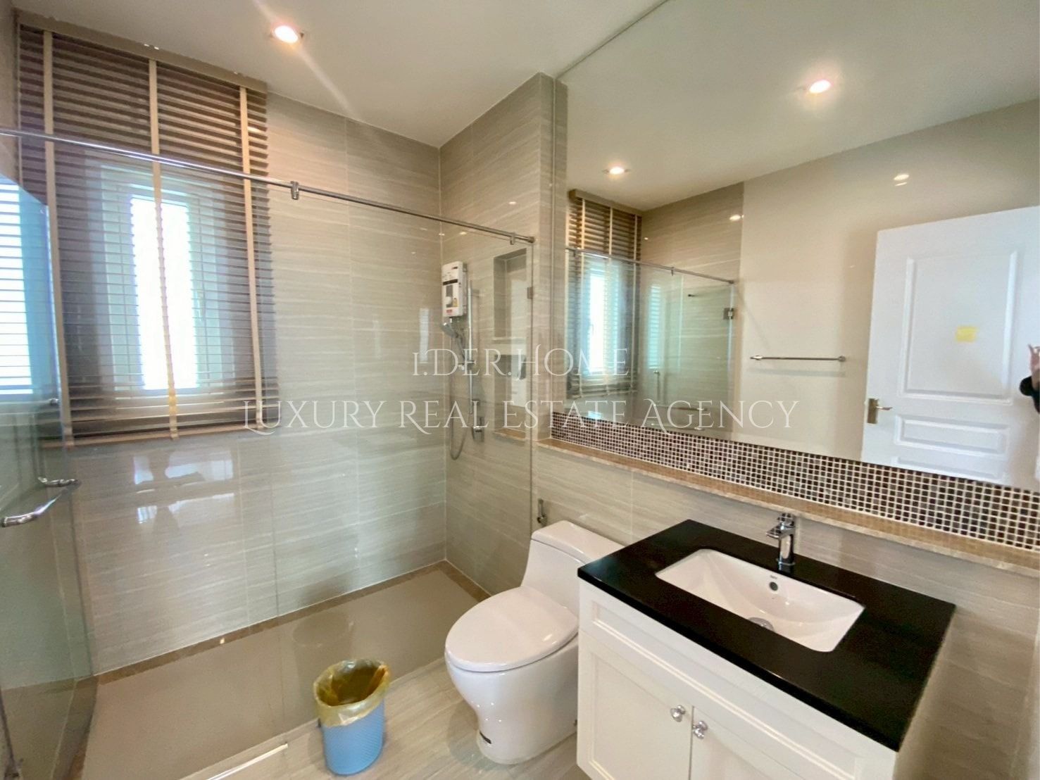 uploads/3efcf3ff-14c0-49cd-a97d-c18a86e0c28f/d54795d2-e087-4282-8998-c5caea915d44