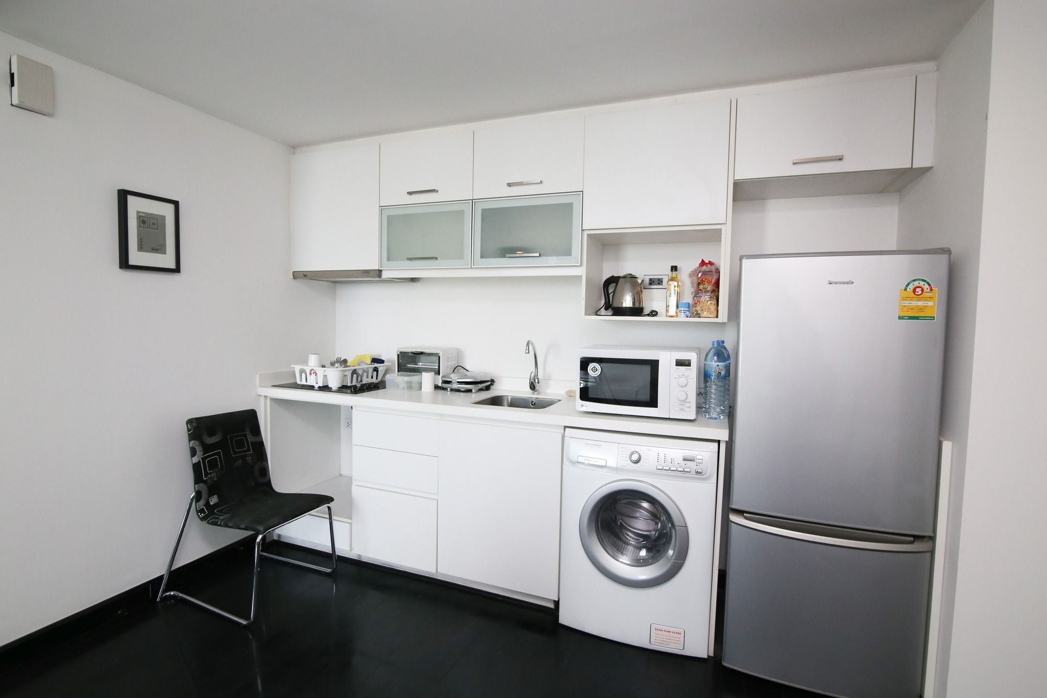 2 卧室 公寓 出租 在  - Image 5