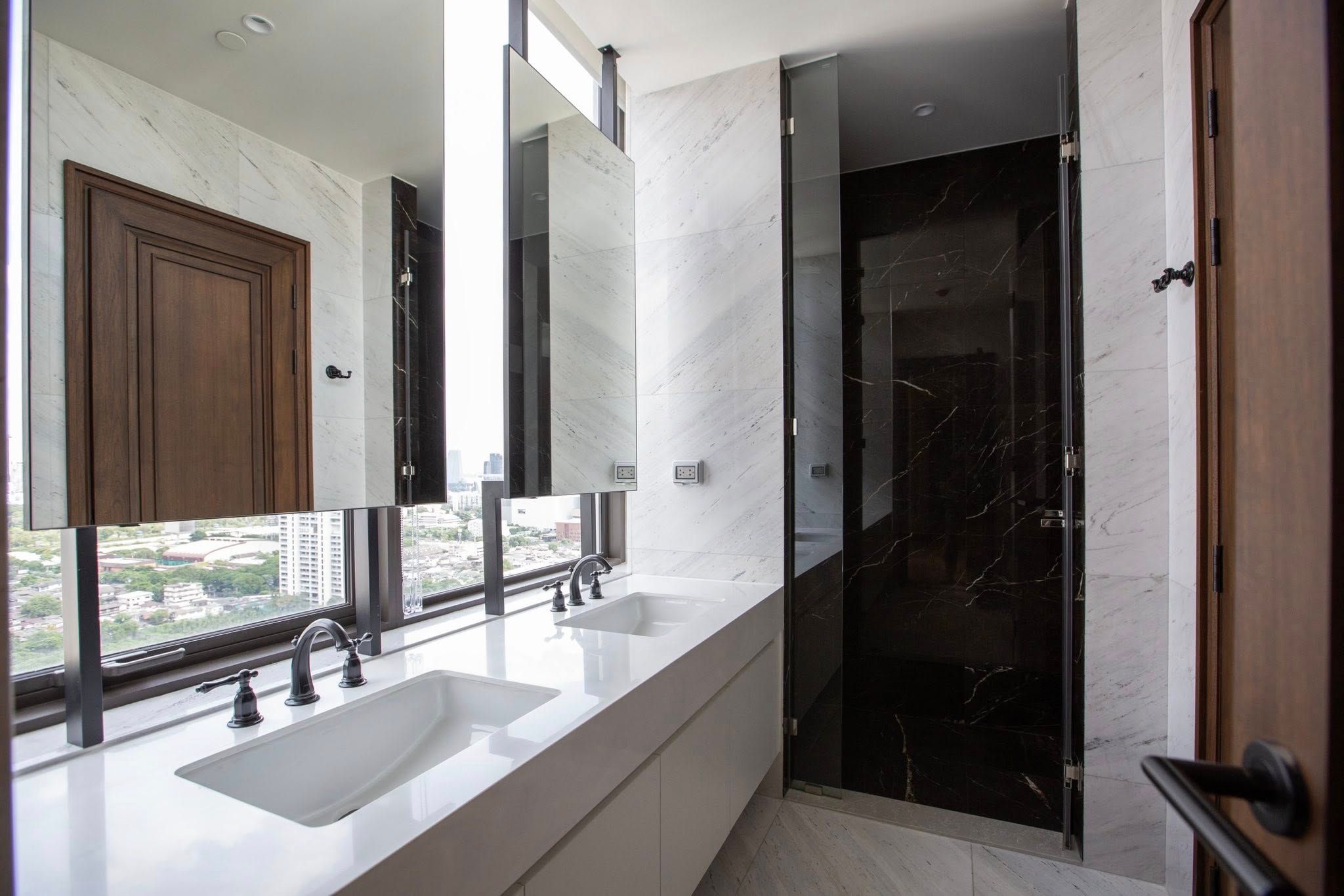 MUNIQ Langsuan - Image 15