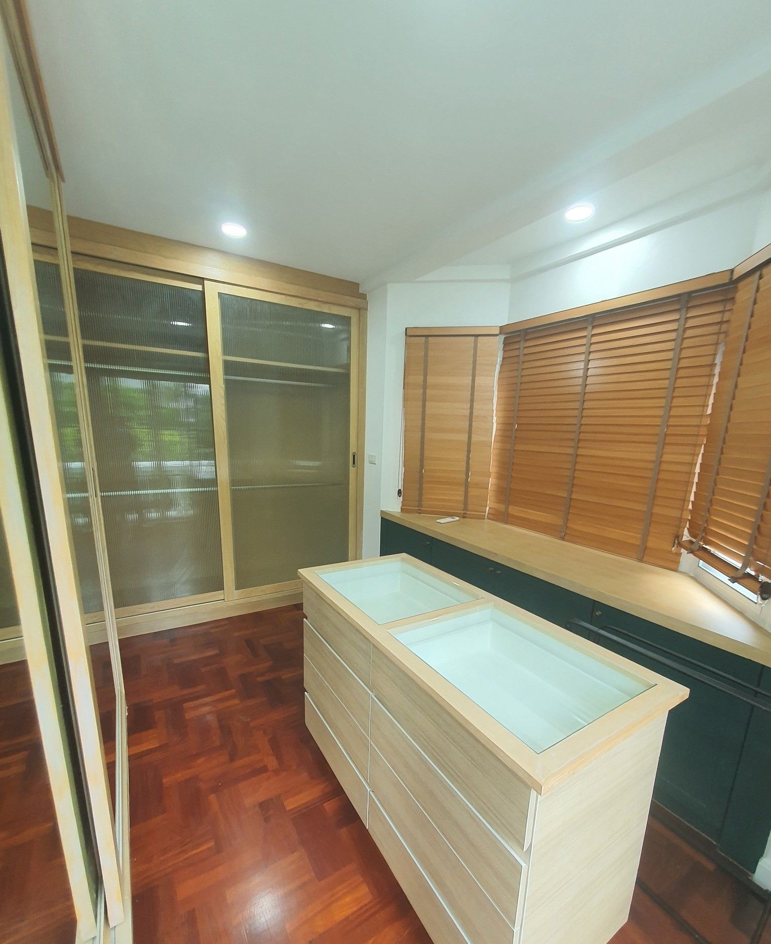 uploads/3efcf3ff-14c0-49cd-a97d-c18a86e0c28f/d85c51ed-8ed5-4aca-92e9-6ac39fc3abe7