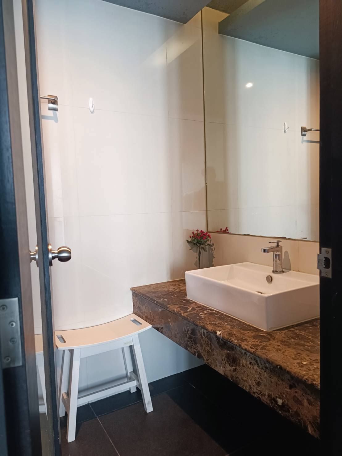 The Tempo Ruamrudee - Image 8