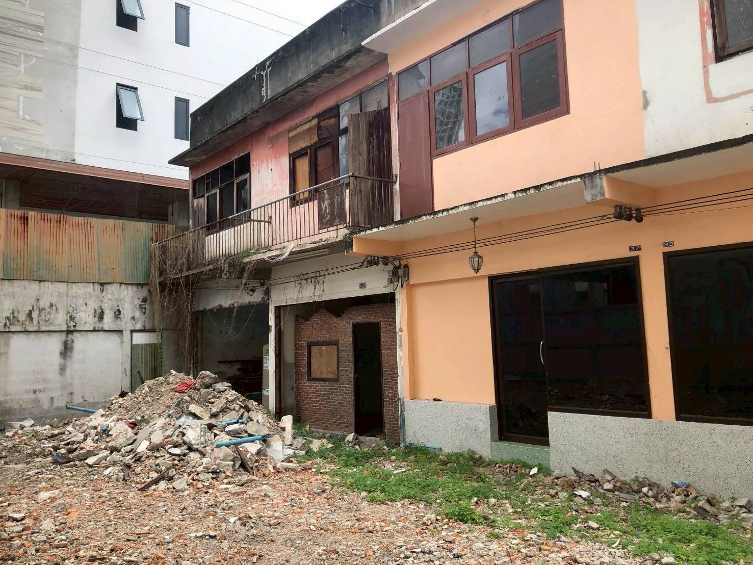  อาคาร สำหรับเช่า ใน สี่พระยา, บางรัก, กรุงเทพมหานคร - Image 2