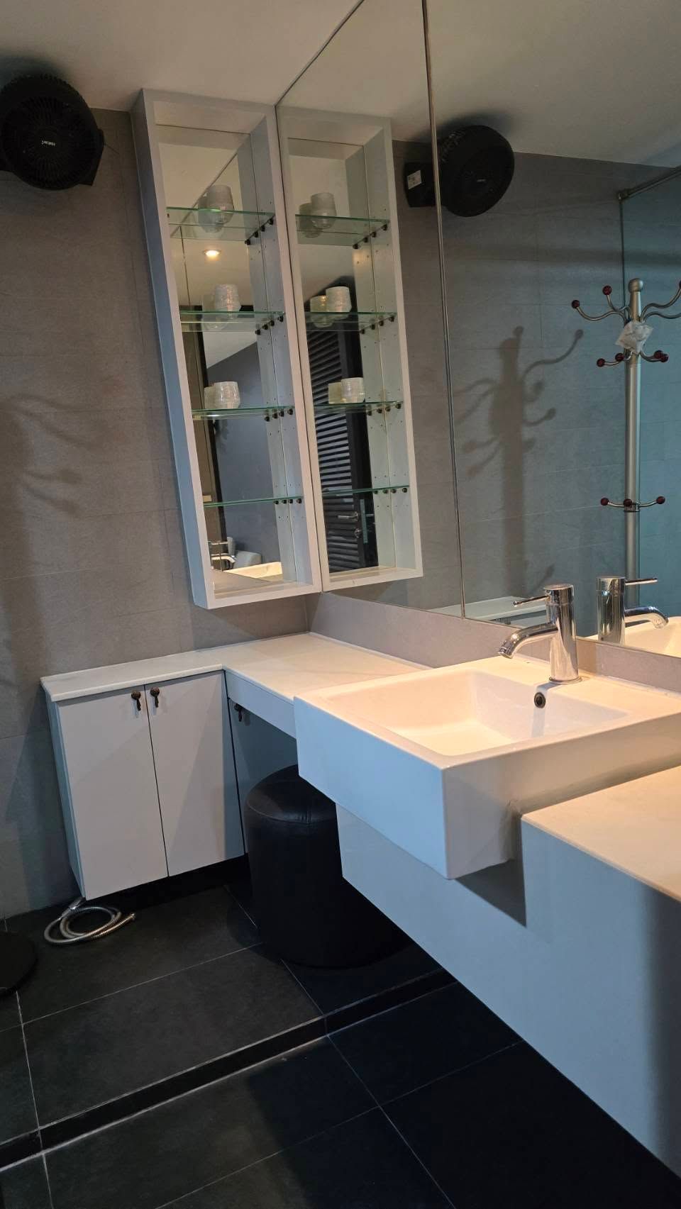 2 卧室 公寓 出租 在  - Image 11