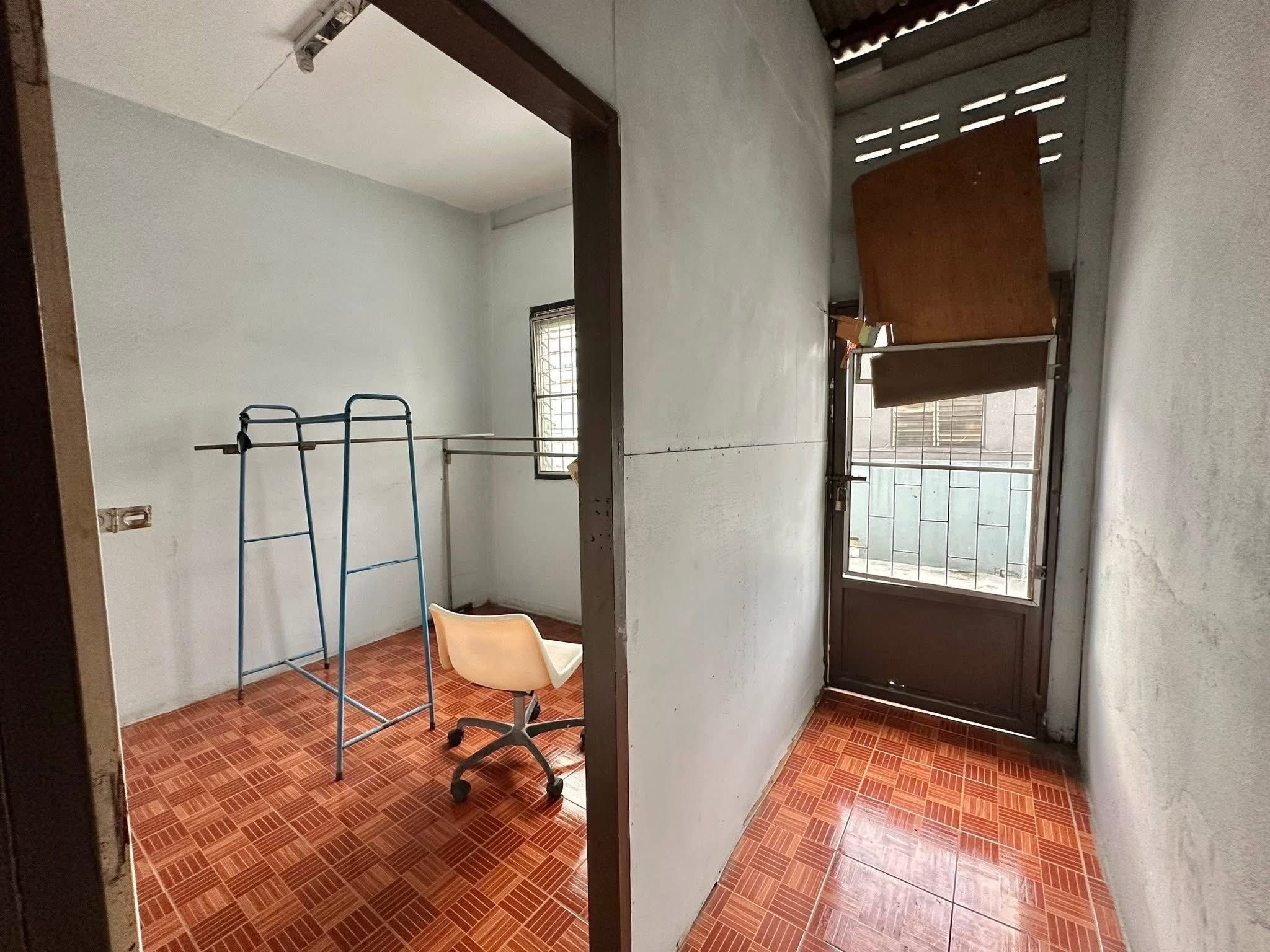 4 卧室 联排别墅 出租 在  - Image 4